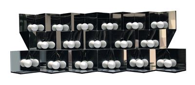 Triedres en 17 elements, acciaio cromato su tavola e tecnica mista (1964)